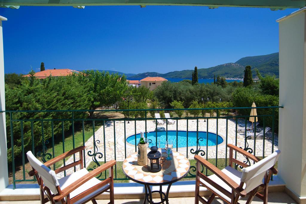 Iliachtides Villas Karavomylos Exterior photo